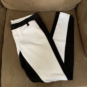 Black and white skinny pants
